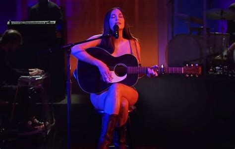 female musicians naked|Video: Watch Kacey Musgraves' Powerful Nude  .